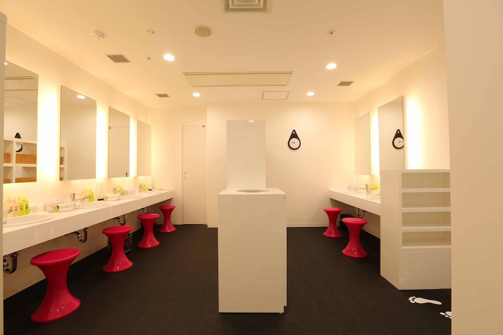 First Cabin Hakata Fukuoka  Extérieur photo
