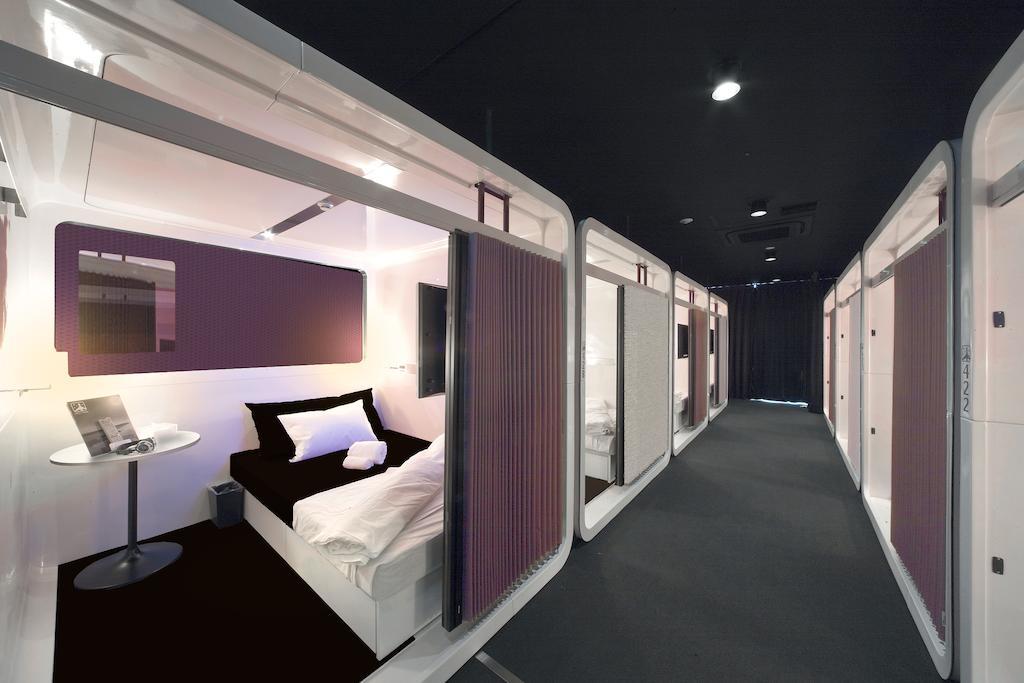 First Cabin Hakata Fukuoka  Extérieur photo
